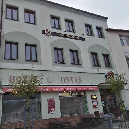 Hotel Ostas Police nad Metují Eksteriør bilde